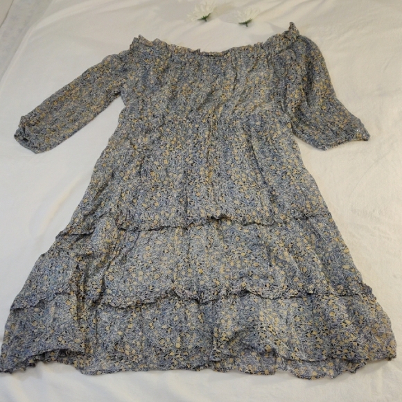 Anthropologie. Floral Off-Shoulder Dress - Picture 2 of 14